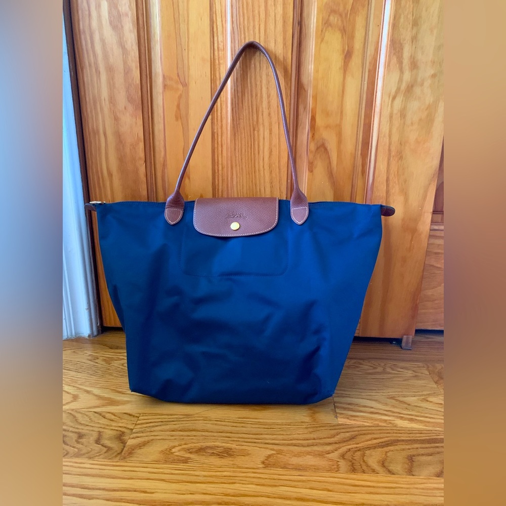 Longchamp Le Pilage Large Navy Tote